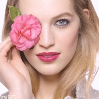 香奈兒口紅哪款好？顯白色號推薦