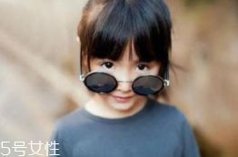 Jasper戴墨鏡，這樣扮酷讓孩子更自信！