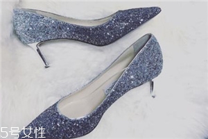 jimmy choo鞋子多少錢(qián)？最撩人的高跟鞋代表