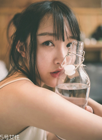 月經(jīng)不調(diào)會(huì)導(dǎo)致肥胖嗎？肥胖導(dǎo)致月經(jīng)不調(diào)更多