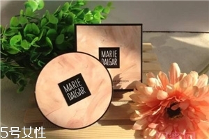 瑪麗黛佳底妝產(chǎn)品哪款好用？化妝包里必帶款