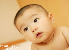 寶寶流口水怎么辦？這3點(diǎn)寶媽要注意