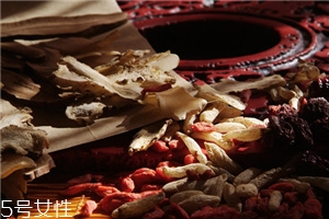 血?dú)獠蛔阍趺凑{(diào)理？5招調(diào)理好氣血