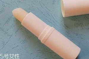 潤(rùn)唇膏吃了會(huì)中毒嗎？劑量小不會(huì)有事