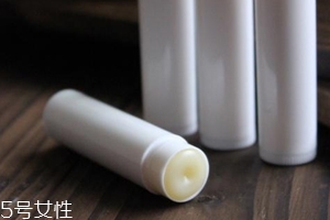潤唇膏能用多長時(shí)間？打開后只能用3個季度