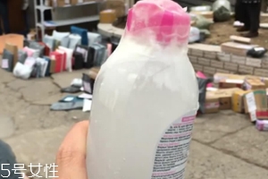 網(wǎng)購卸妝水凍成冰坨，化妝品該怎么保存？