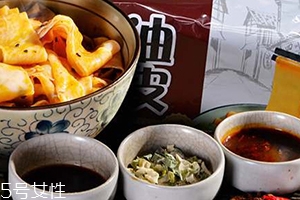 阿寬紅油面皮健康嗎？來看看它的危害
