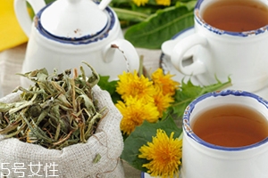 枸杞和蒲公英可以一起泡水喝嗎？