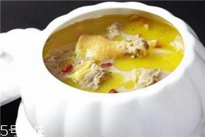 什么人不適合喝雞湯？雞湯雖好但這些人卻無福消受