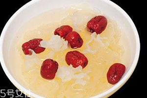 銀耳紅棗湯哺乳期能喝嗎？有著很多好處