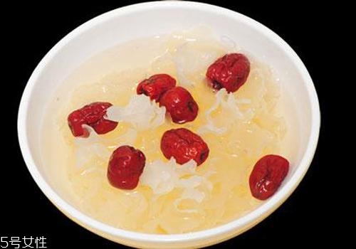 銀耳紅棗湯寶寶能喝嗎？對寶寶有著很多好處