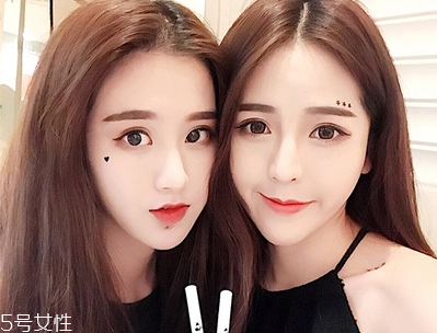 眼線(xiàn)筆硬頭和軟頭的哪個(gè)好用？單眼皮眼妝教程