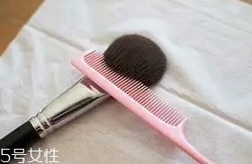 化妝刷怎么挑選？9種化妝刷全解析