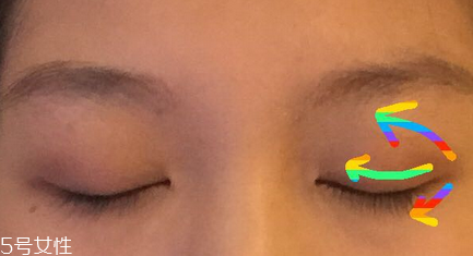 眼影怎么畫會自然好看？眼影顏色這樣搭配最好看