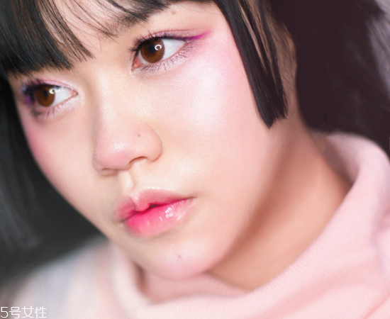 桃花眼妝容好看嗎？桃花眼妝容教程