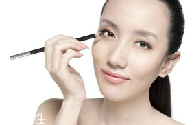 內(nèi)雙怎樣畫(huà)眼線成外雙？單眼皮內(nèi)雙女生福音