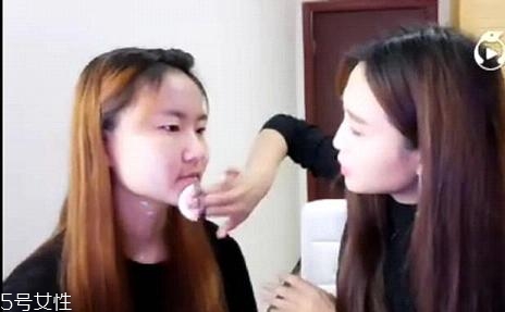 內(nèi)雙怎么畫(huà)眼線？?jī)?nèi)雙眼皮畫(huà)眼妝技巧