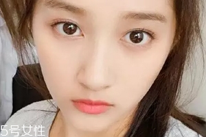 薄唇怎么畫唇妝？利用技巧打造完美唇色