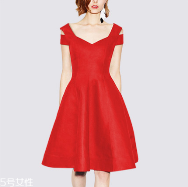 冬天紅色衣服怎么搭配？冬天就要紅