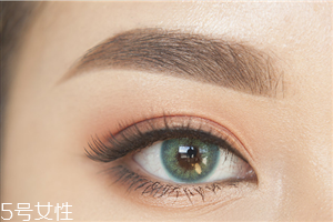 如何化妝使眼睛變大？落日線放大雙眼
