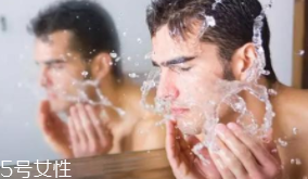 用毛巾洗臉可以嗎？油皮和中性皮可以