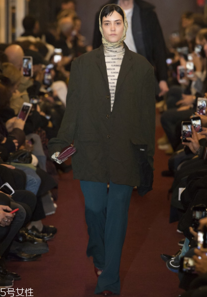 vetements2018秋冬系列服裝怎么樣_好看嗎？