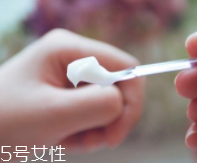面霜抹后肌膚變暗是什么原因？油脂被氧化