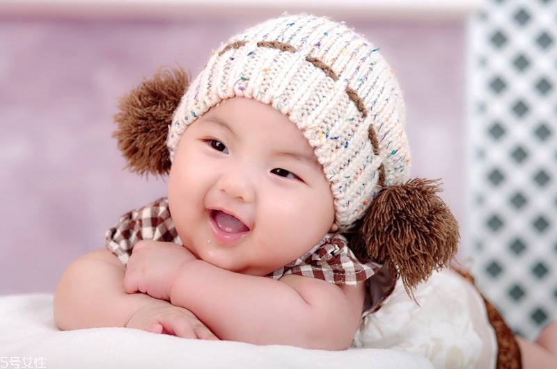 怎樣防止嬰幼兒弱視問(wèn)題？三種方法合理預(yù)防