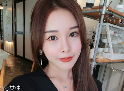 名創(chuàng)優(yōu)品眼影好用嗎？韓系貓眼妝的畫法