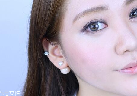 西柚色眼影怎么畫？教你畫高冷女神妝容
