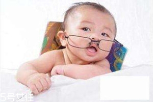 怎樣防止嬰幼兒弱視問(wèn)題？三種方法合理預(yù)防