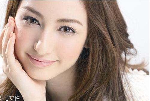 開眼角后多久可以消腫？開眼角疤痕不會完全消失