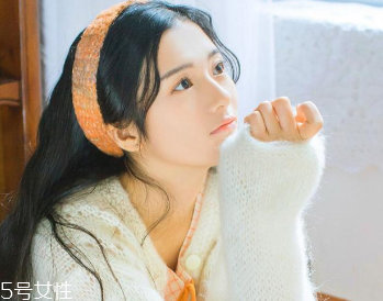 怎么選擇適合自己的襯衫？穿對(duì)了顯年輕