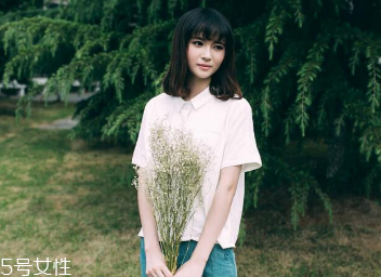 怎么選擇適合自己的襯衫？穿對(duì)了顯年輕