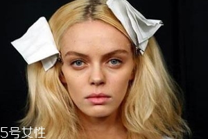 染發(fā)前為什么不能洗頭？洗掉了油脂保護(hù)膜