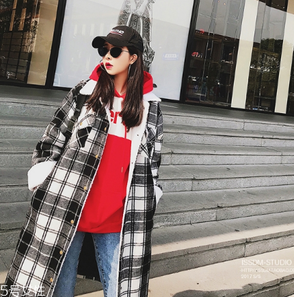 紅色衛(wèi)衣適合什么人穿？紅紅火火過新年