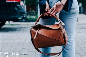 loewe包包怎么樣？舉手投足盡顯優(yōu)雅
