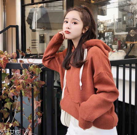 衛(wèi)衣適合多大的人穿？你值得擁有的減齡神器