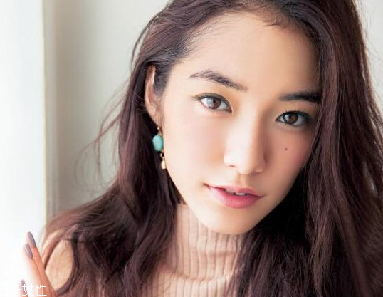 唇釉怎么涂均勻？涂出滿滿女人味
