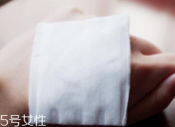 化妝棉能涂抹防曬霜嗎？上妝更均勻