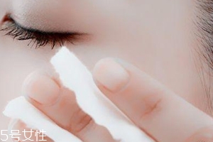 化妝棉濕敷多久好？五分鐘就好