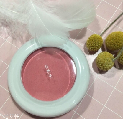 花西子是什么牌子？國貨新星品牌