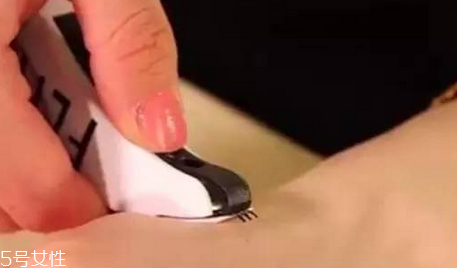 睫毛訂書機(jī)是什么？這十款睫毛膏讓你輕松放大雙眼