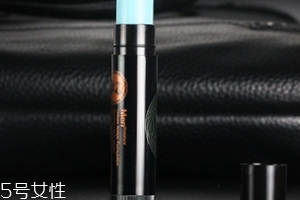 唇膏和唇釉哪個好用？唇膏vs唇釉