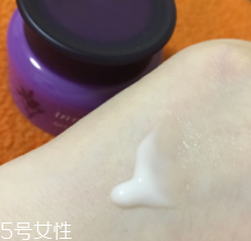 油性肌膚適合用什么品牌的護(hù)膚品？這6款產(chǎn)品拯救大油田