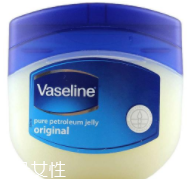 凡士林為什么適合敏感肌膚？世界上最好的隔離產(chǎn)品