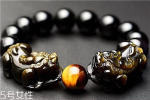 金曜石手鏈戴哪只手？金曜石手鏈這樣戴