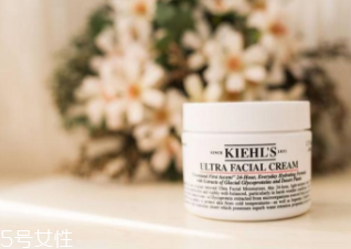 冬天護(hù)膚用霜還是乳？6款適合冬天用的護(hù)膚品推薦