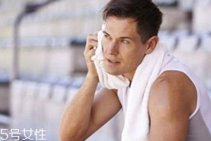 出很多汗是有益的嗎？出汗并不能排出有害物質(zhì)
