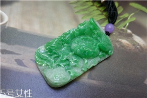 翡翠a貨是什么意思？千萬別誤解了